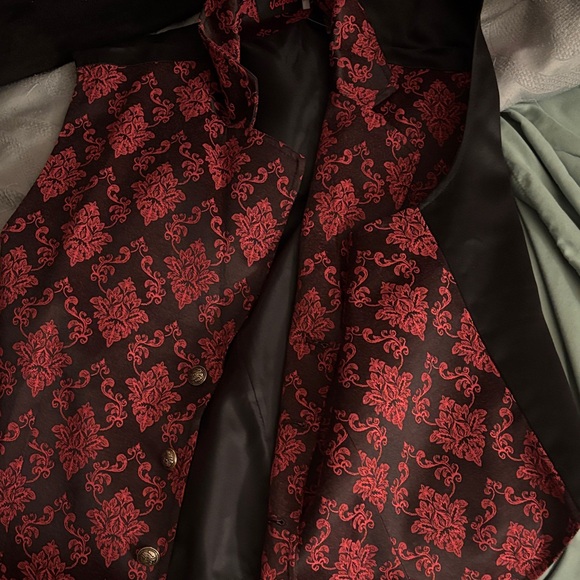 Vatpave Other - Men's Brocade Floral Vest in Red and Black